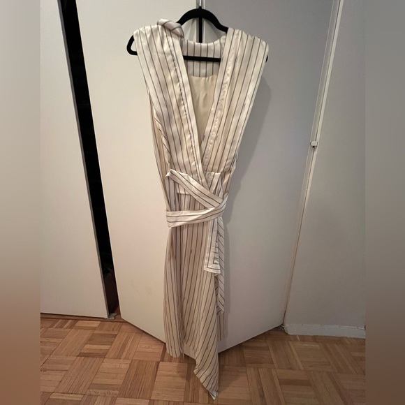 Monse white silky maxi dress - Picture 3 of 6